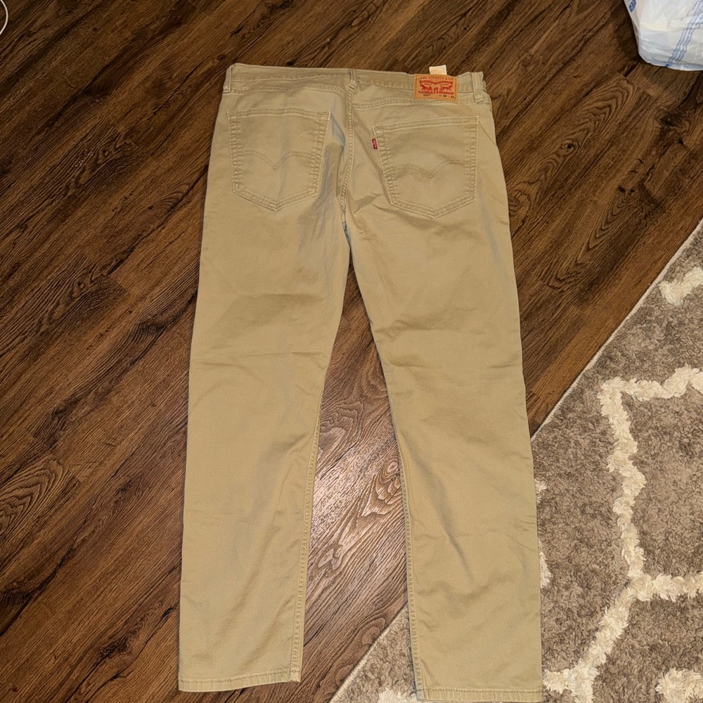 levis jeans beige